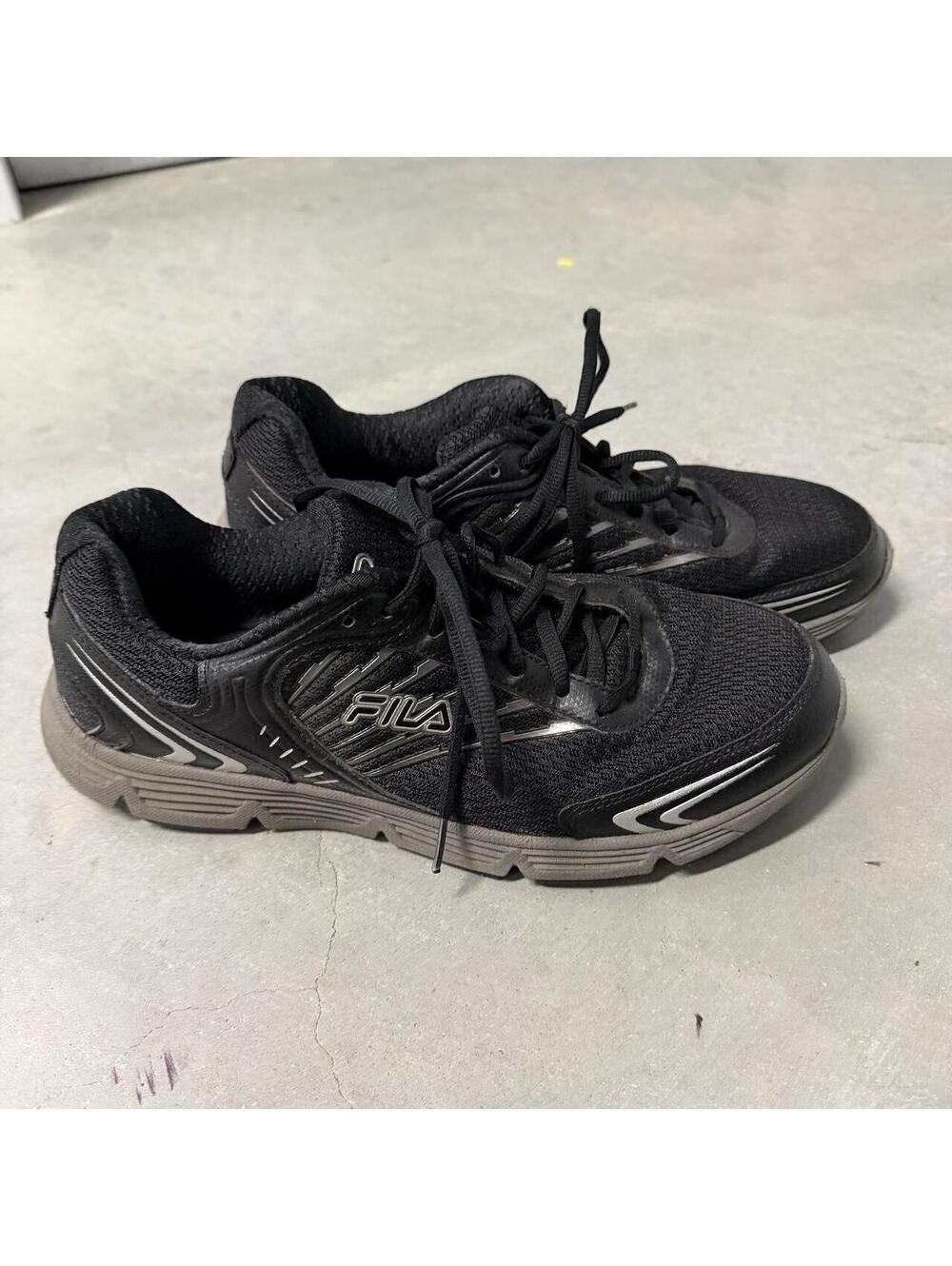 Fila Men's Running Athletic Shoes Black Gray Lace Up Sneakers Size 10